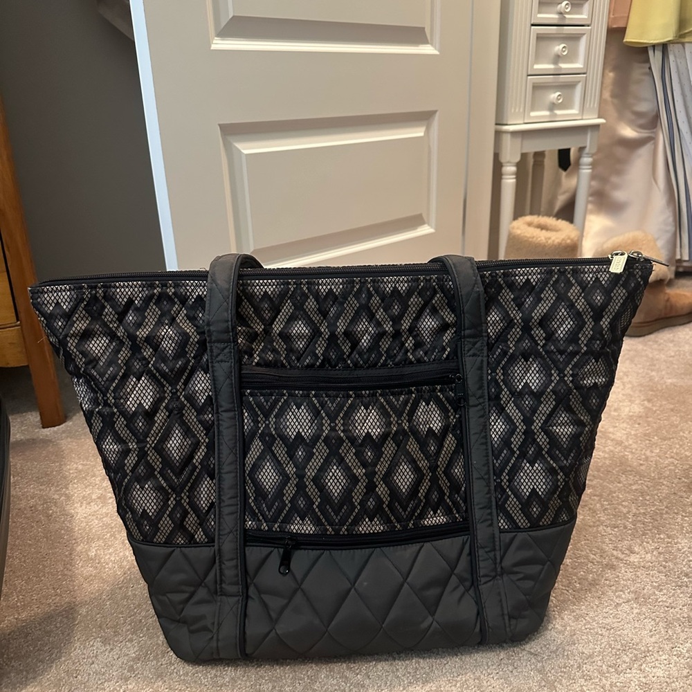 Cinda B super tote